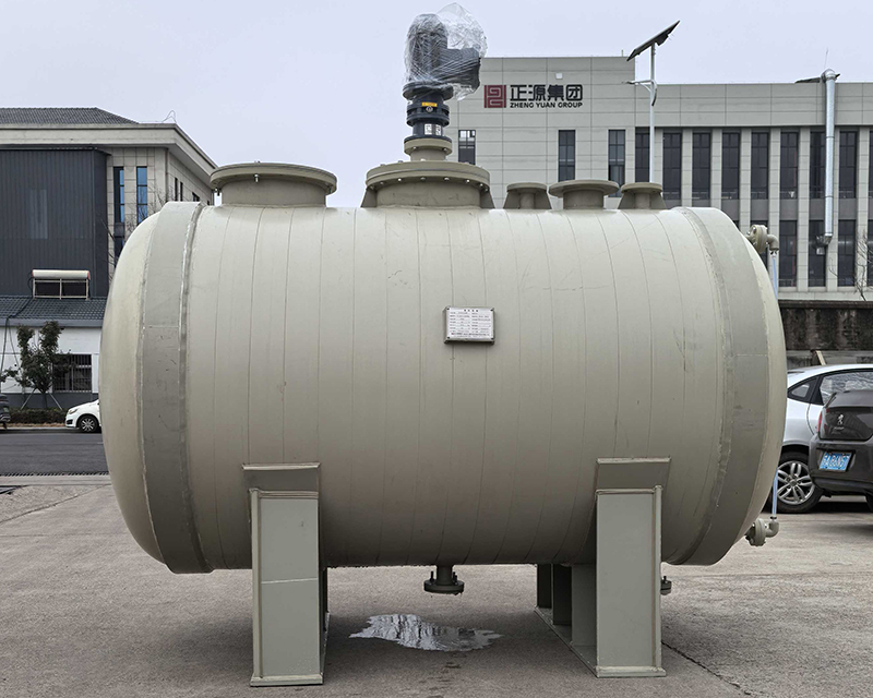 容器（真空、常压）