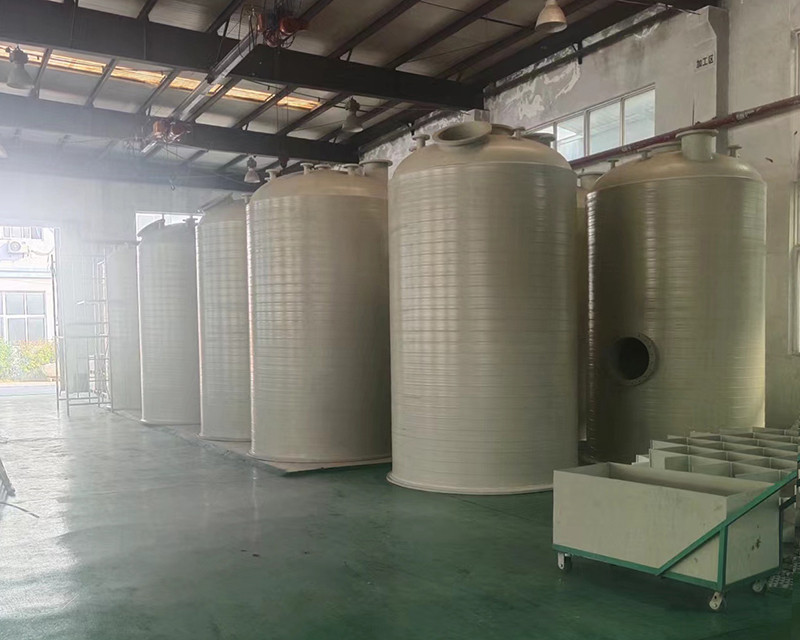 容器（真空、常压）