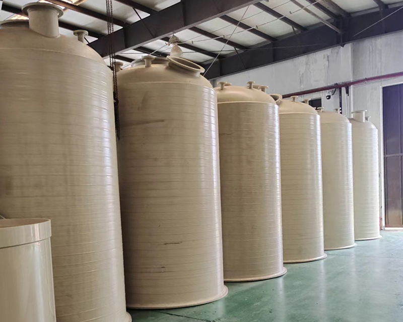 容器（真空、常压）