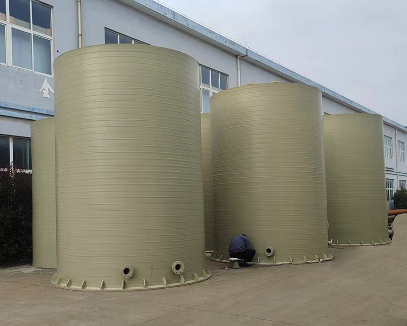 容器（真空、常压）